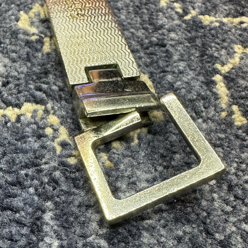 Gucci Keyring Keychain. Spring twist lock. Rare. Circa early 2000s. Stainless. - Picture 4 of 4